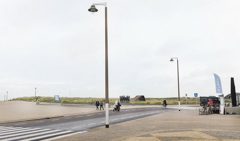 Boulevard Katwijk schijnt weer in aluminium