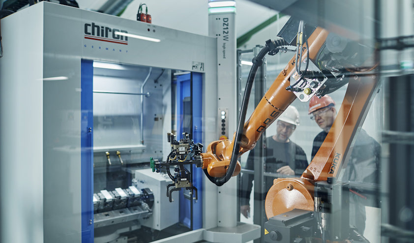 Robot fabrication at Hydro's Tønder plant in Denmark